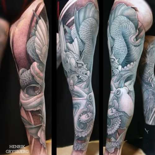 43 dragon tatouage japonais noir et gris